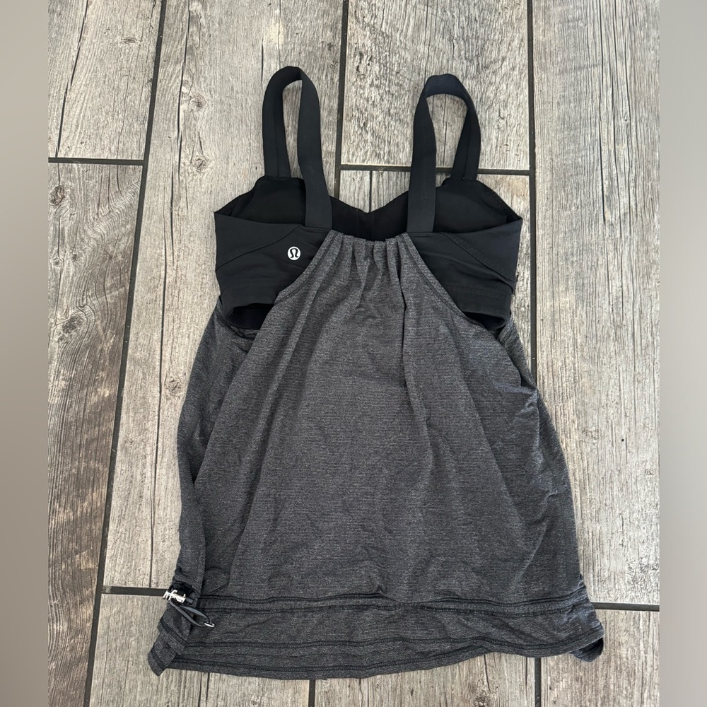 Lululemon tank